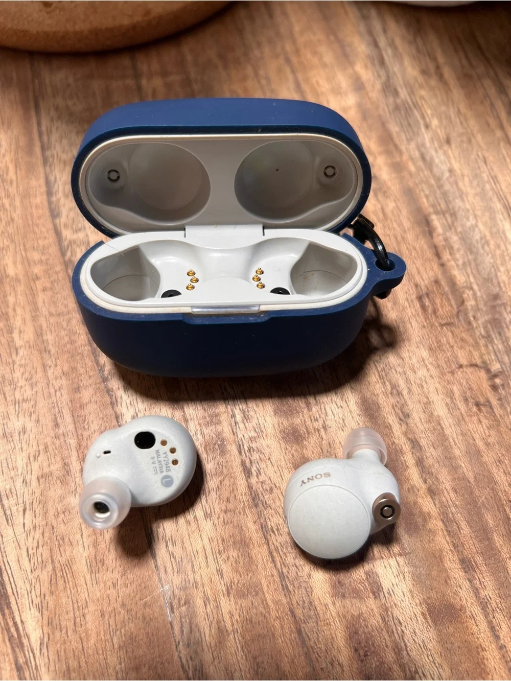 Sony WF-1000xm4 Wireless Bluetooth Earbuds plus Protective Case - Navy Blue